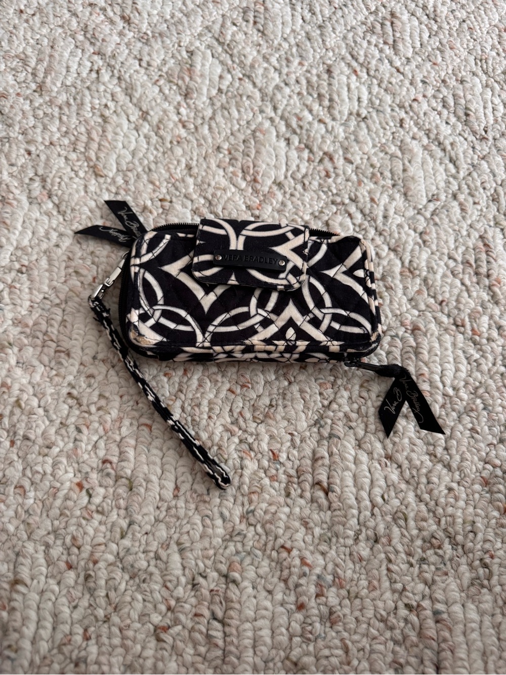 Vera Bradley Black and White Pattern Wristlet Card Holder Wallet
